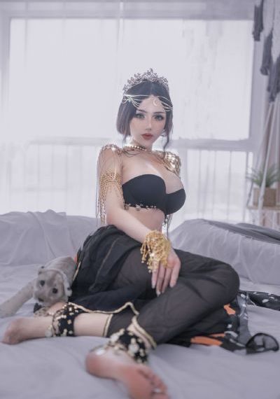 女式开襟睡衣裙子做双人运动动漫_1080P在线观看高清